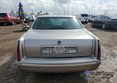 1997 Cadillac Deville z USA, uszkodzony, nr VIN 1G6KD54Y1VU244446